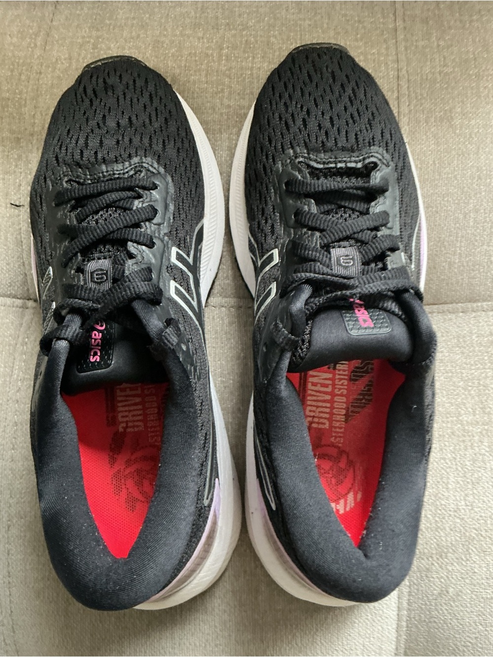 ASICS GT-1000 9 Women’s Size 7 Black Purple Running Shoes 1012A651 Athletic - Picture 3 of 16